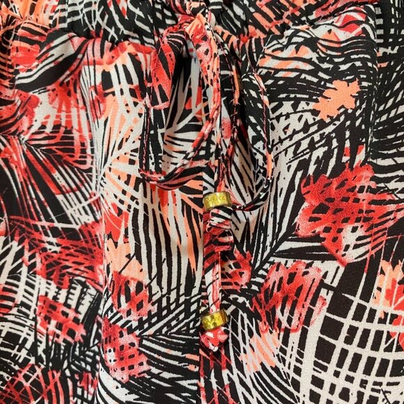 Guess Floral Shortie Shorts for Running Workout Beach Shorts Size M - Picture 5 of 15